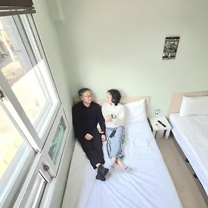 汤米旅舍 2* 首爾